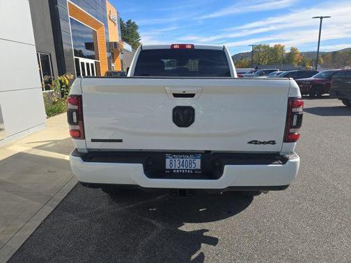 2024 RAM 2500 Big Horn Crew Cab 4x4 6'4' Box