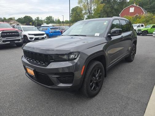 2024 Jeep Grand Cherokee Altitude