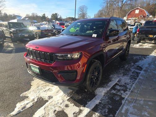 2025 Jeep Grand Cherokee Altitude