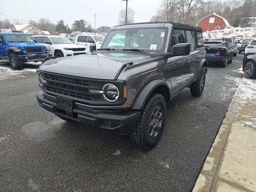 2021 Ford Bronco Base