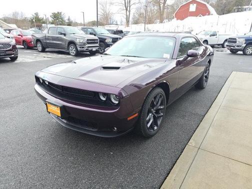 2022 Dodge Challenger SXT