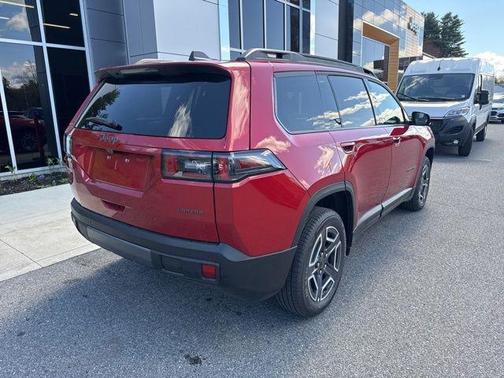 Red Hot Pearlcoat 2026 Jeep Cherokee Laredo 4x4