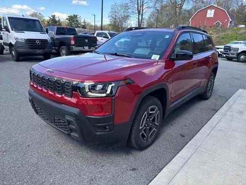 Red Hot Pearlcoat 2026 Jeep Cherokee Laredo 4x4