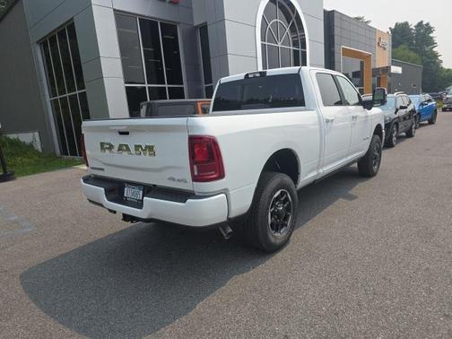 2025 RAM 2500 Laramie Crew Cab 4x4 6'4' Box