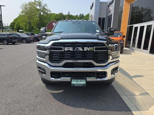 2025 RAM 2500 Big Horn Regular Cab 4x4 8' Box