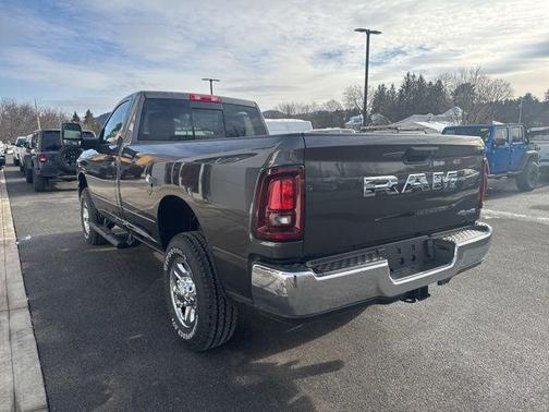 2026 RAM 2500 Tradesman Regular Cab 4x4 8' Box
