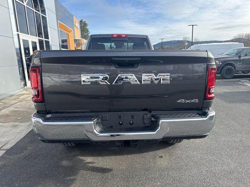 2026 RAM 2500 Tradesman Regular Cab 4x4 8' Box