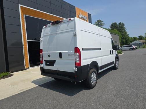 2025 RAM ProMaster 2500 High Roof