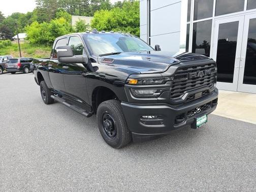 2025 RAM 2500 Tradesman Crew Cab 4x4 6'4' Box