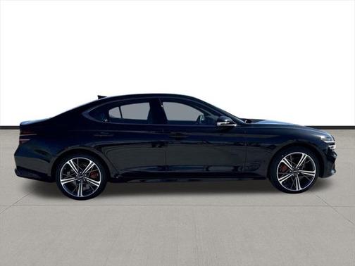 2025 Genesis G70 2.5T AWD