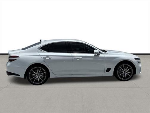 2026 Genesis G70 2.5T RWD
