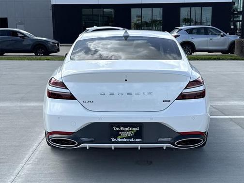 2024 Genesis G70 3.3T RWD Sport Advanced