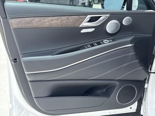 2025 Genesis GV80 2.5T Advanced