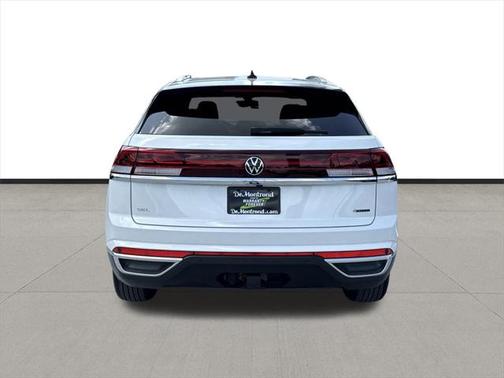 2025 Volkswagen Atlas Cross Sport 2.0T SEL