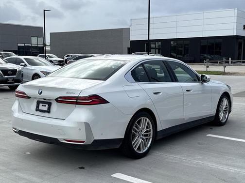 2024 BMW 530 i