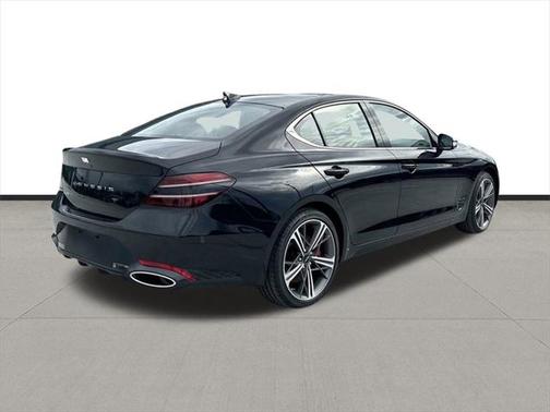 2025 Genesis G70 2.5T RWD