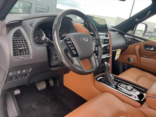2024 INFINITI QX80 SENSORY AWD