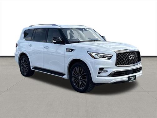 2024 INFINITI QX80 SENSORY AWD