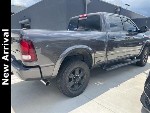 2018 RAM 2500 Laramie Crew Cab 4x4 6'4' Box