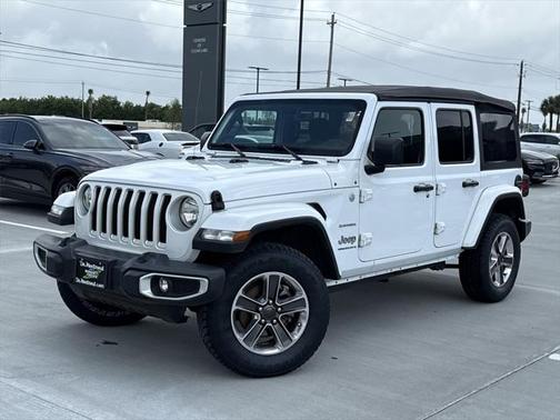 2023 Jeep Wrangler 4-Door Sahara 4x4