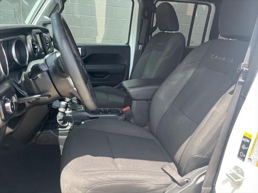 2023 Jeep Wrangler 4-Door Sahara 4x4