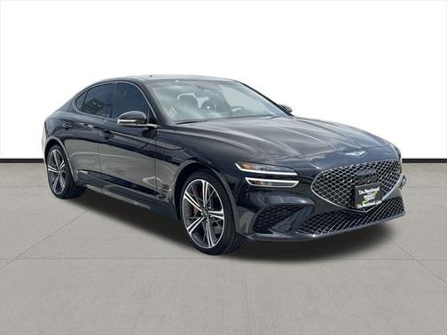2025 Genesis G70 2.5T RWD