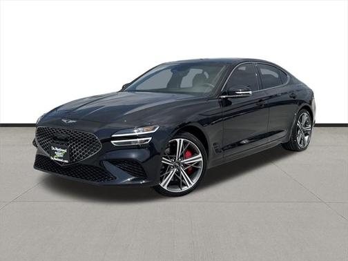 2025 Genesis G70 2.5T RWD
