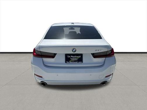 2024 BMW 330 i
