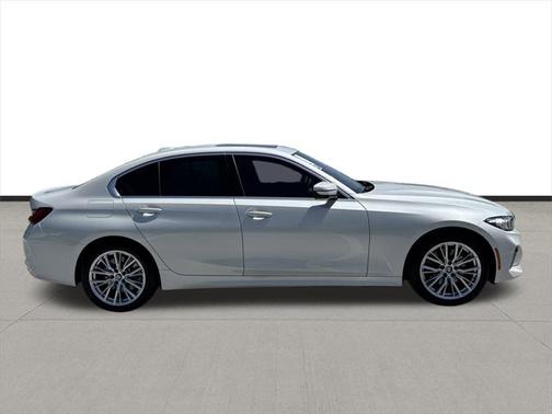 2024 BMW 330 i