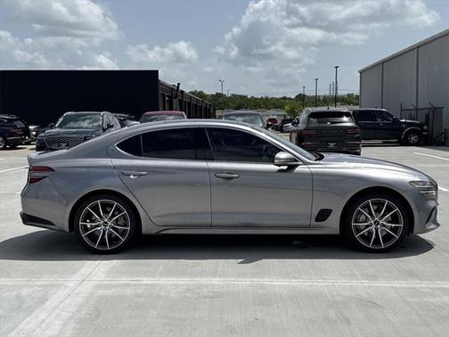 2026 Genesis G70 2.5T RWD Prestige