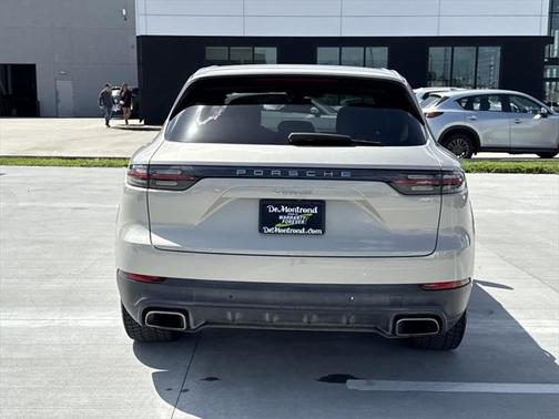 2021 Porsche Cayenne Base