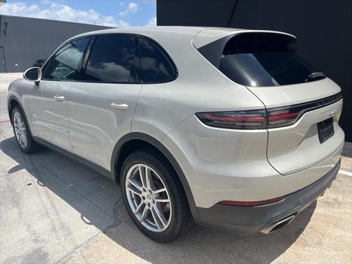 2021 Porsche Cayenne Base