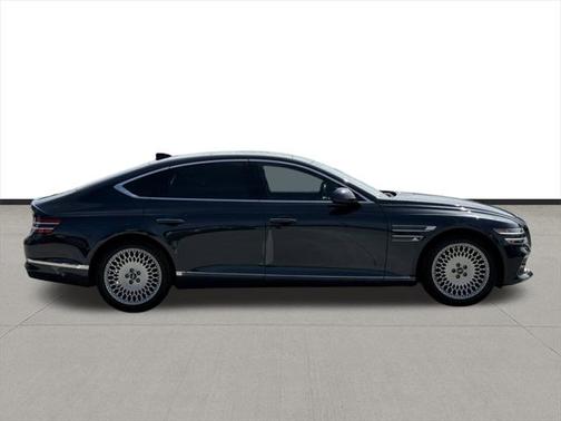 2022 Genesis G80 2.5T RWD