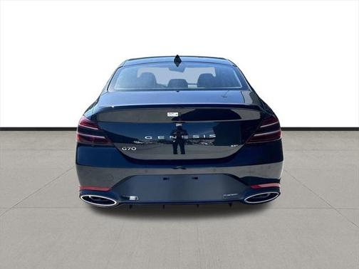 2025 Genesis G70 3.3T RWD Sport Advanced