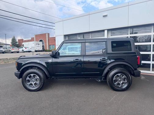 Shadow Black 2025 Ford Bronco Big Bend