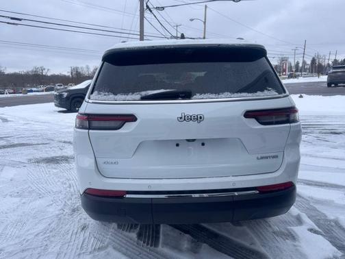 2023 Jeep Wagoneer L Series II 4x4