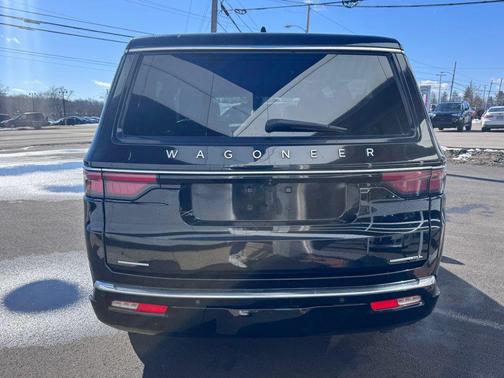 2023 Jeep Wagoneer L Series II 4x4