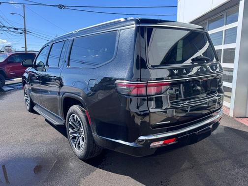 2023 Jeep Wagoneer L Series II 4x4