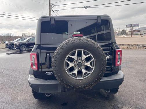 2024 Ford Bronco Badlands