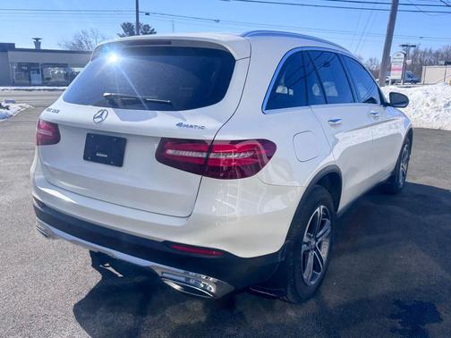 2017 Mercedes-Benz GLC 300 4MATIC
