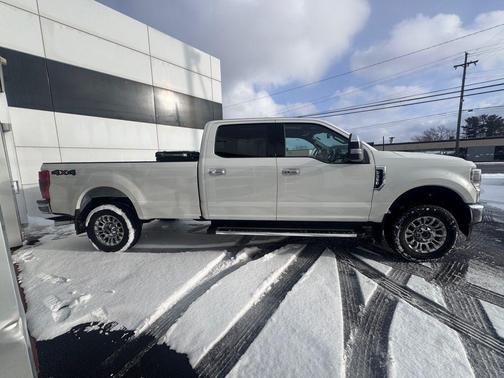 2022 Ford F-350 Lariat