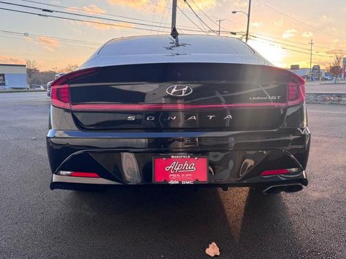 2021 Hyundai SONATA Limited