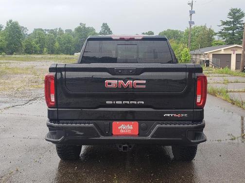 2024 GMC Sierra 1500 AT4X