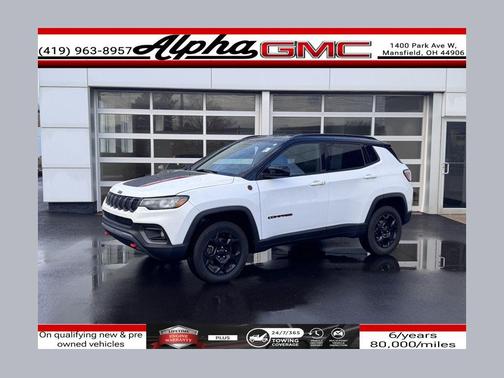 Bright White Clearcoat 2023 Jeep Compass Trailhawk