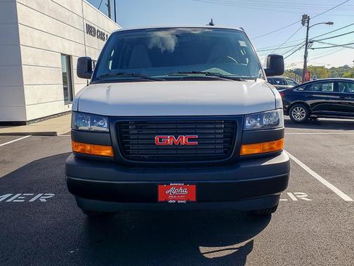 2025 GMC Savana 2500 RWD 3500 Extended Wheelbase Work Van