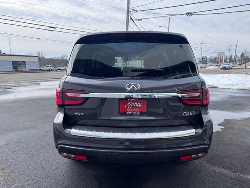 2024 INFINITI QX80 Luxe