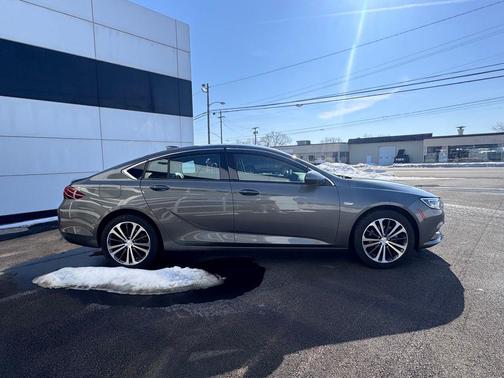 2018 Buick Regal Sportback Preferred II