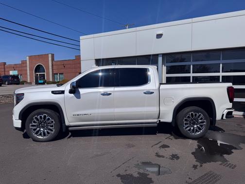 White Frost Tricoat 2024 GMC Sierra 1500 Denali Ultimate