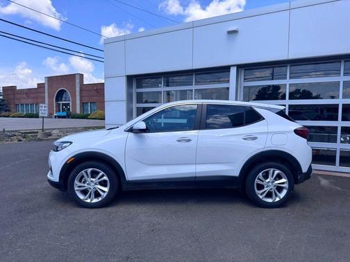 Summit White 2023 Buick Encore GX Preferred