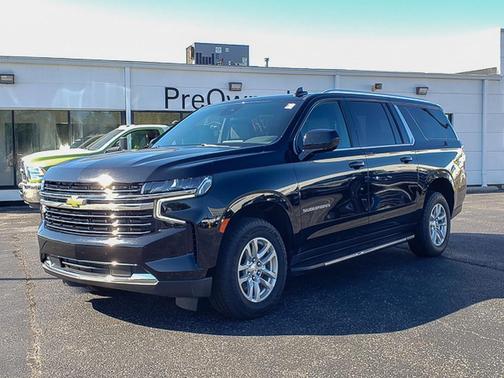 2023 Chevrolet Suburban LT